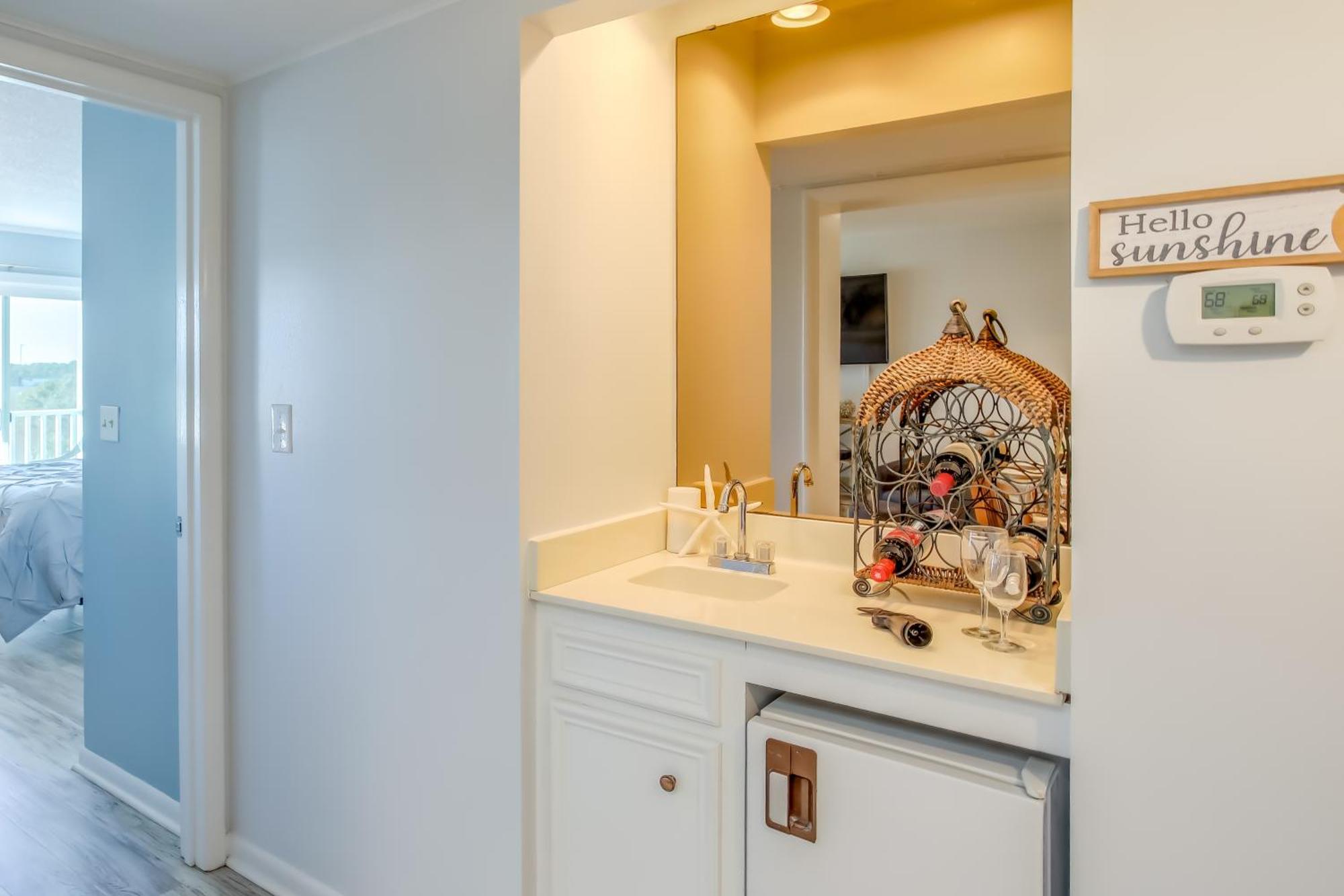 Myrtle Beach Condo - Steps To Ocean And Apache Pier! 외부 사진
